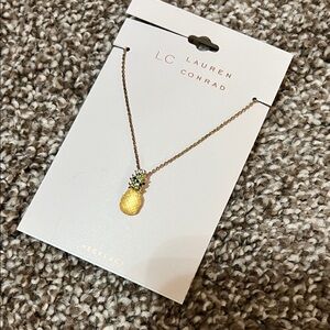 NWT Pineapple necklace